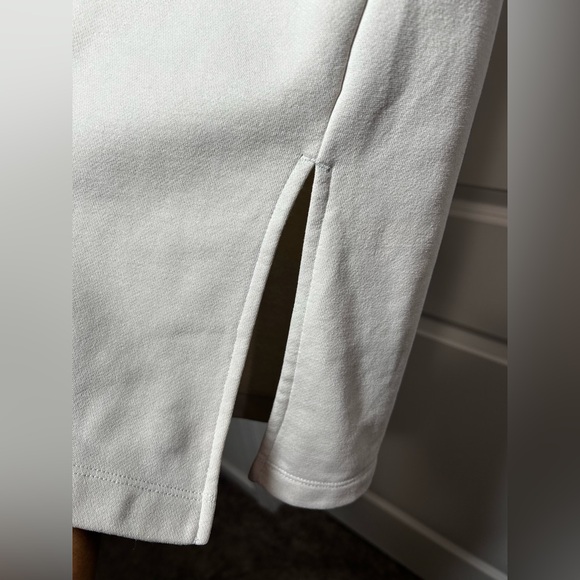 Vuori Cream Pants with Split Hem at Ankles - Picture 3 of 6